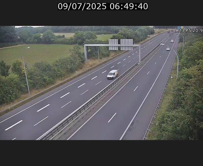 Traffic live webcam Luxembourg Croix de Bettembourg, rond-point d'Hellange - A13 direction Allemagne - BK 20.9