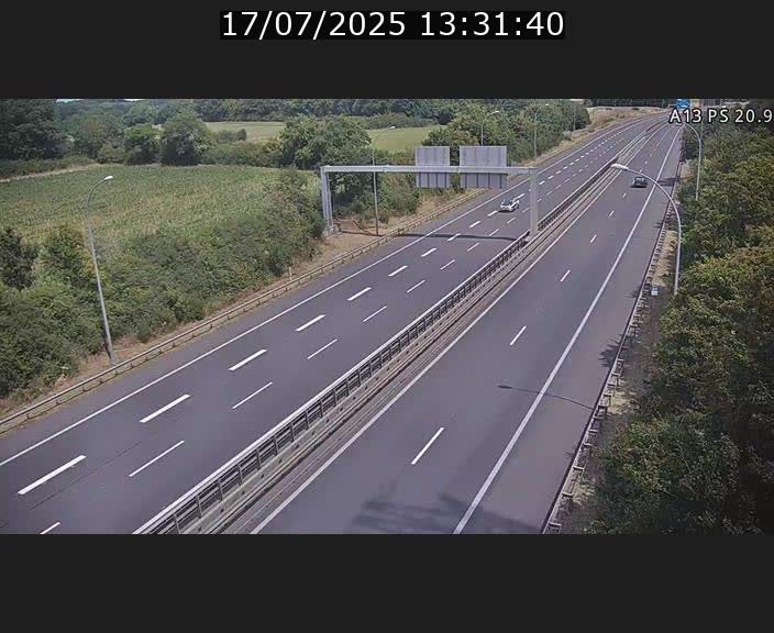 Traffic live webcam Luxembourg Croix de Bettembourg, rond-point d'Hellange - A13 direction Allemagne - BK 20.9