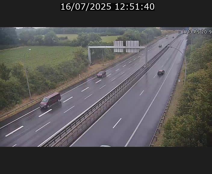 Traffic live webcam Luxembourg Croix de Bettembourg, rond-point d'Hellange - A13 direction Allemagne - BK 20.9