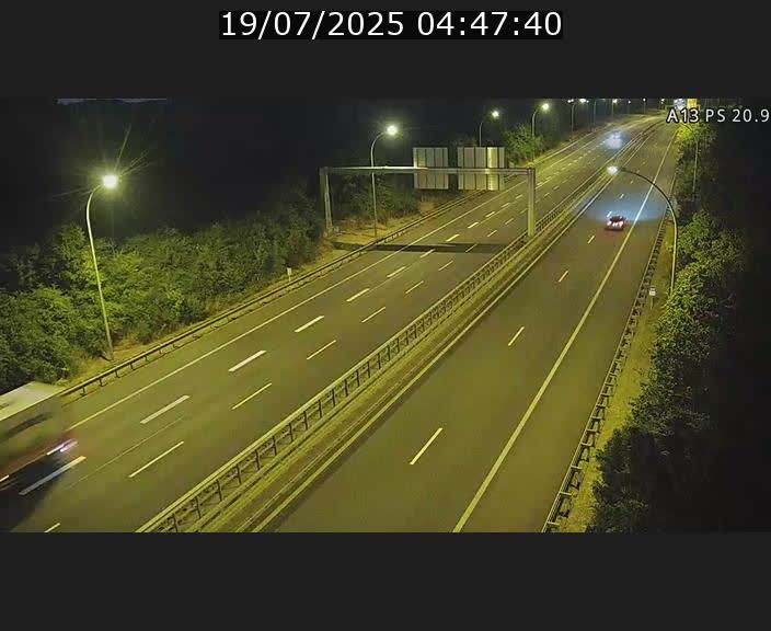 Traffic live webcam Luxembourg Croix de Bettembourg, rond-point d'Hellange - A13 direction Allemagne - BK 20.9