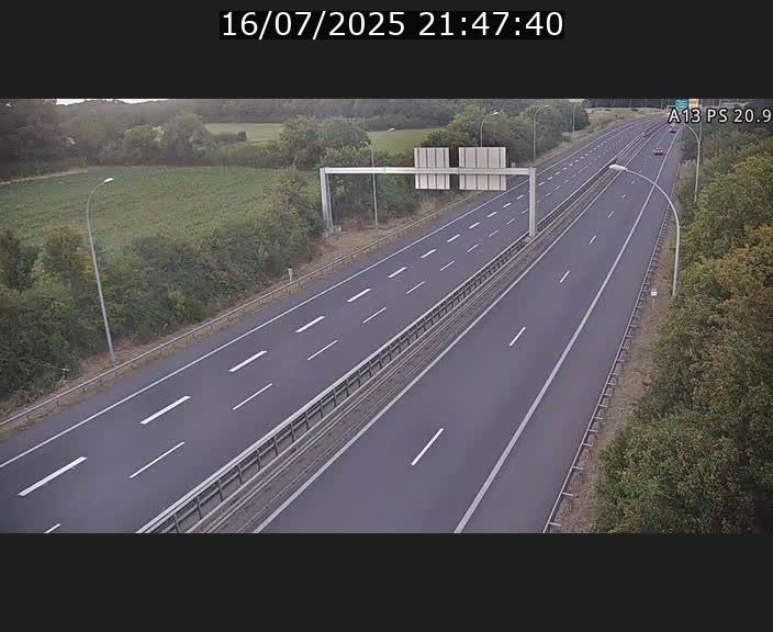 Traffic live webcam Luxembourg Croix de Bettembourg, rond-point d'Hellange - A13 direction Allemagne - BK 20.9