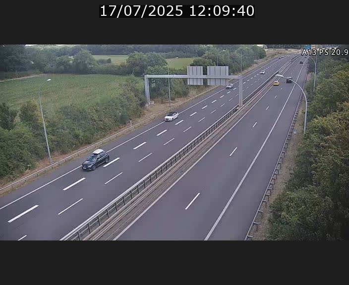 Traffic live webcam Luxembourg Croix de Bettembourg, rond-point d'Hellange - A13 direction Allemagne - BK 20.9