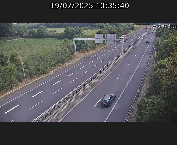 Traffic live webcam Luxembourg Croix de Bettembourg, rond-point d'Hellange - A13 direction Allemagne - BK 20.9
