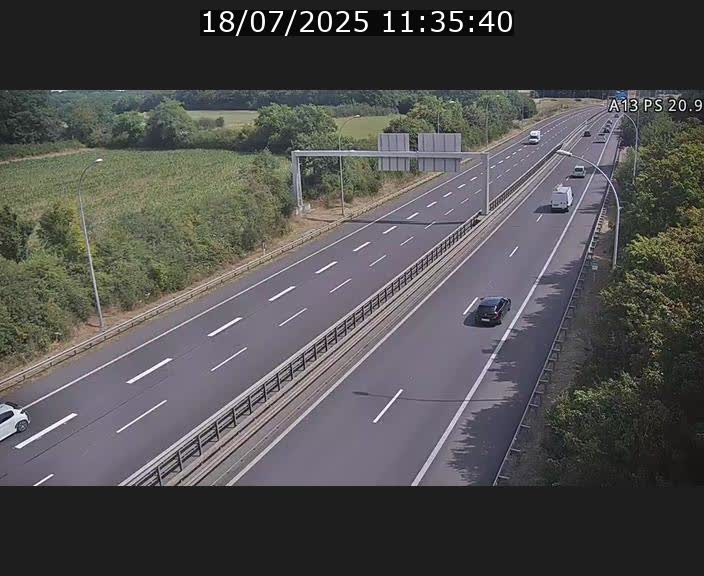 Traffic live webcam Luxembourg Croix de Bettembourg, rond-point d'Hellange - A13 direction Allemagne - BK 20.9