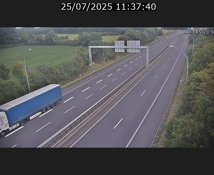 Traffic live webcam Luxembourg Croix de Bettembourg, rond-point d'Hellange - A13 direction Allemagne - BK 20.9