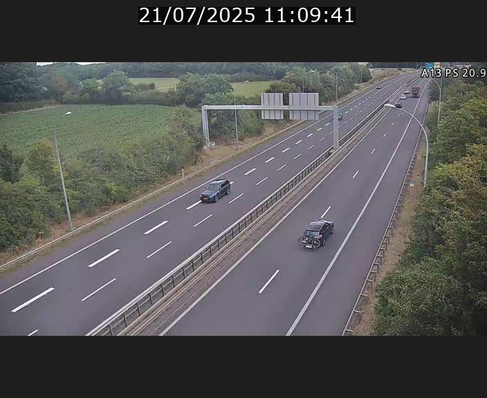 Traffic live webcam Luxembourg Croix de Bettembourg, rond-point d'Hellange - A13 direction Allemagne - BK 20.9