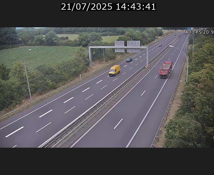Traffic live webcam Luxembourg Croix de Bettembourg, rond-point d'Hellange - A13 direction Allemagne - BK 20.9