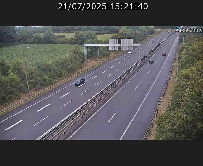 Traffic live webcam Luxembourg Croix de Bettembourg, rond-point d'Hellange - A13 direction Allemagne - BK 20.9