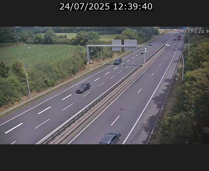 Traffic live webcam Luxembourg Croix de Bettembourg, rond-point d'Hellange - A13 direction Allemagne - BK 20.9