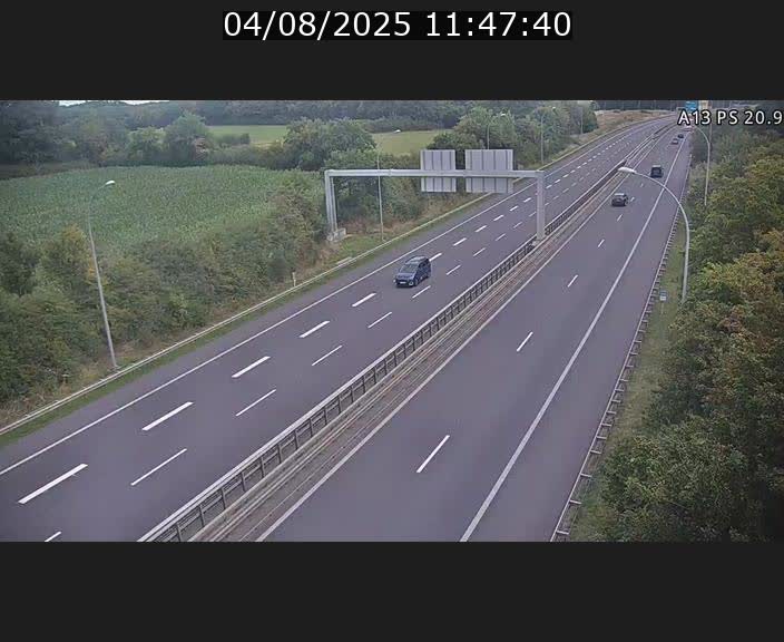 Traffic live webcam Luxembourg Croix de Bettembourg, rond-point d'Hellange - A13 direction Allemagne - BK 20.9