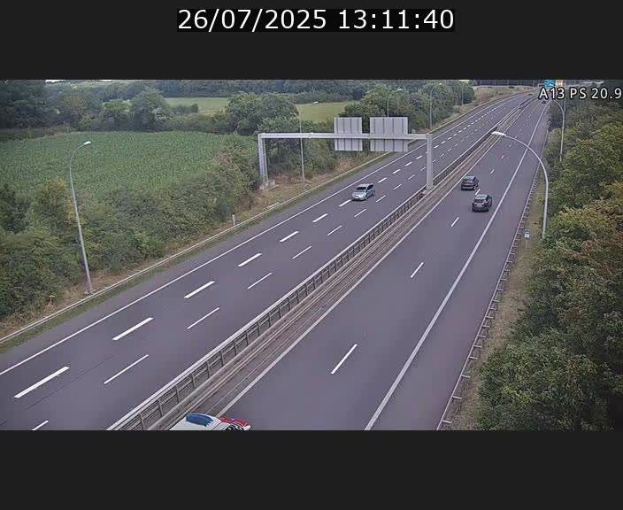 Traffic live webcam Luxembourg Croix de Bettembourg, rond-point d'Hellange - A13 direction Allemagne - BK 20.9