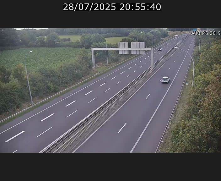 Traffic live webcam Luxembourg Croix de Bettembourg, rond-point d'Hellange - A13 direction Allemagne - BK 20.9
