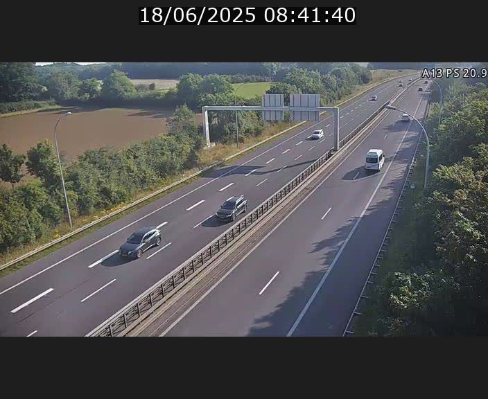 <h2>Traffic live webcam Luxembourg Croix de Bettembourg, rond-point d'Hellange - A13 direction Allemagne - BK 20.9</h2>