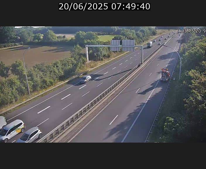 <h2>Traffic live webcam Luxembourg Croix de Bettembourg, rond-point d'Hellange - A13 direction Allemagne - BK 20.9</h2>