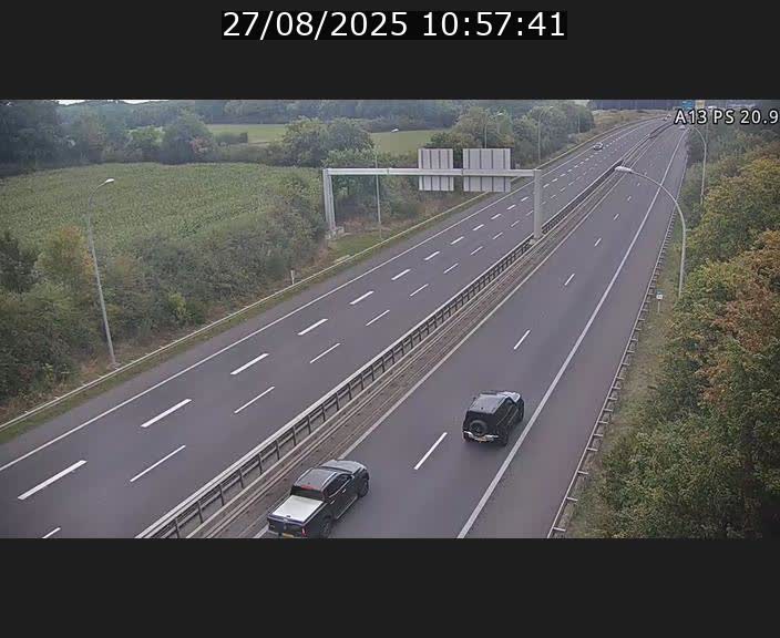 <h2>Traffic live webcam Luxembourg Croix de Bettembourg, rond-point d'Hellange - A13 direction Allemagne - BK 20.9</h2>