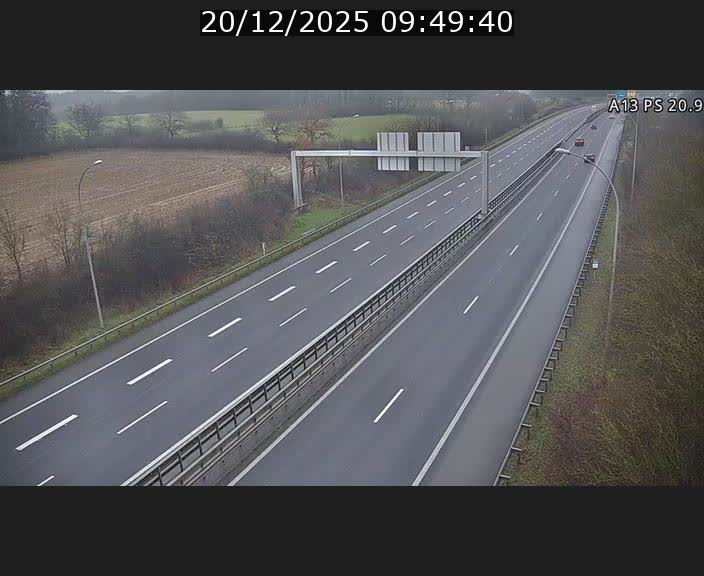 <h2>Traffic live webcam Luxembourg Croix de Bettembourg, rond-point d'Hellange - A13 direction Allemagne - BK 20.9</h2>