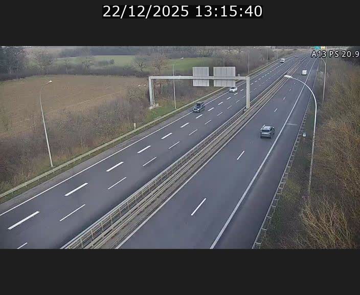 <h2>Traffic live webcam Luxembourg Croix de Bettembourg, rond-point d'Hellange - A13 direction Allemagne - BK 20.9</h2>