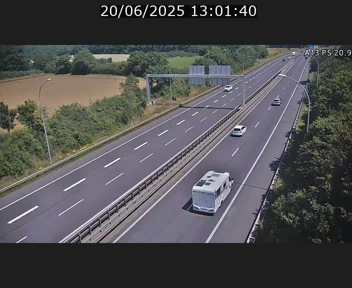 <h2>Traffic live webcam Luxembourg Croix de Bettembourg, rond-point d'Hellange - A13 direction Allemagne - BK 20.9</h2>