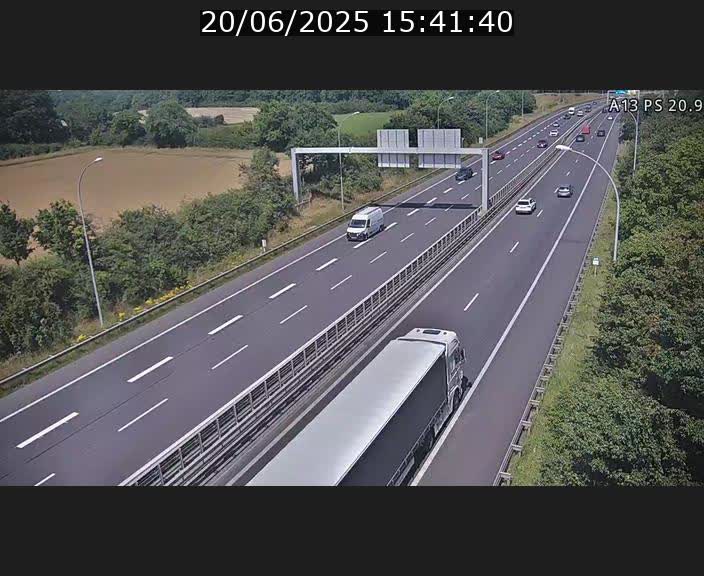 <h2>Traffic live webcam Luxembourg Croix de Bettembourg, rond-point d'Hellange - A13 direction Allemagne - BK 20.9</h2>