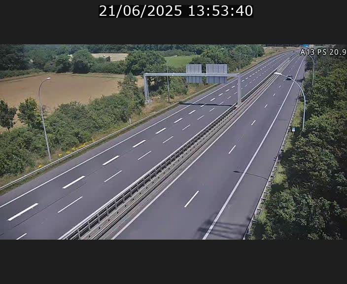 <h2>Traffic live webcam Luxembourg Croix de Bettembourg, rond-point d'Hellange - A13 direction Allemagne - BK 20.9</h2>