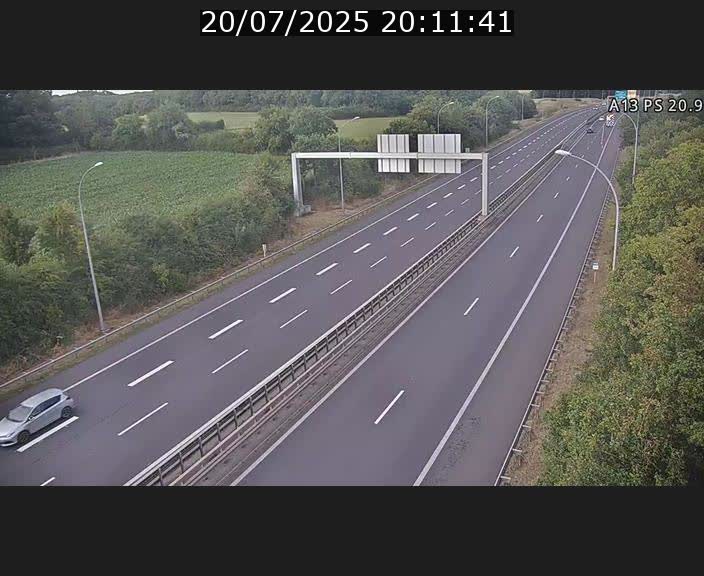 Traffic live webcam Luxembourg Croix de Bettembourg, rond-point d'Hellange - A13 direction Allemagne - BK 20.9