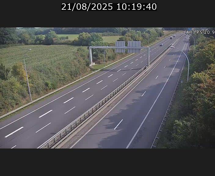 <h2>Traffic live webcam Luxembourg Croix de Bettembourg, rond-point d'Hellange - A13 direction Allemagne - BK 20.9</h2>