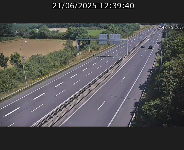 <h2>Traffic live webcam Luxembourg Croix de Bettembourg, rond-point d'Hellange - A13 direction Allemagne - BK 20.9</h2>