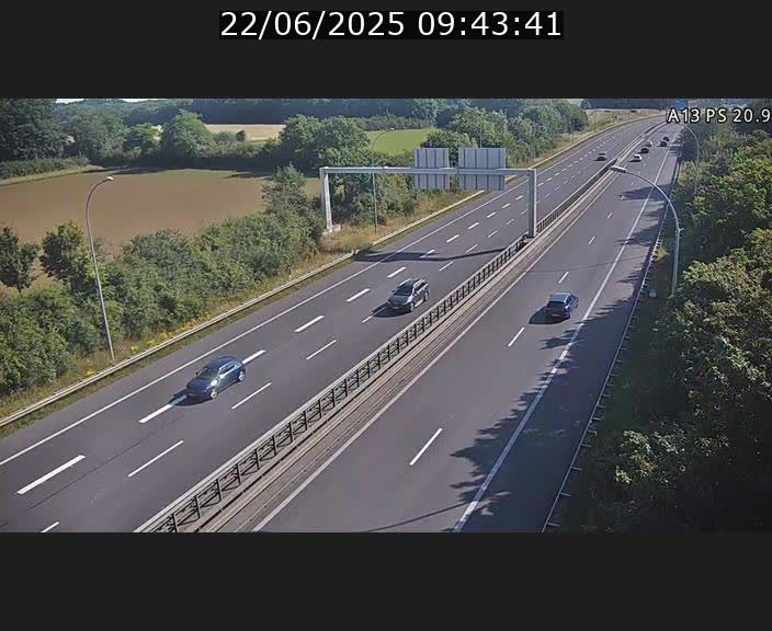 <h2>Traffic live webcam Luxembourg Croix de Bettembourg, rond-point d'Hellange - A13 direction Allemagne - BK 20.9</h2>
