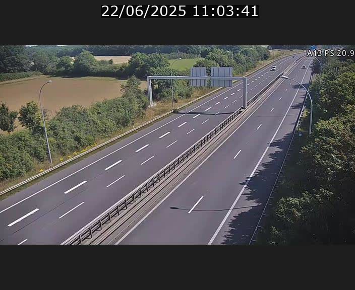 <h2>Traffic live webcam Luxembourg Croix de Bettembourg, rond-point d'Hellange - A13 direction Allemagne - BK 20.9</h2>