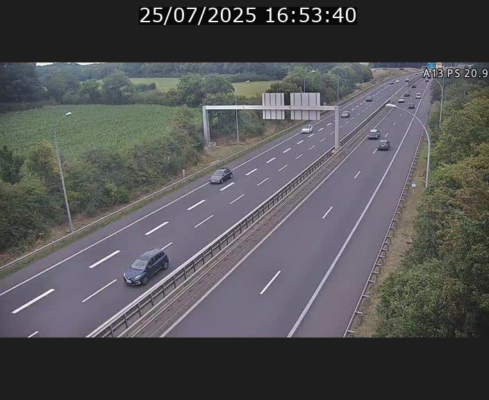 <h2>Traffic live webcam Luxembourg Croix de Bettembourg, rond-point d'Hellange - A13 direction Allemagne - BK 20.9</h2>