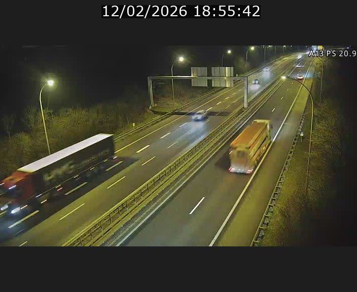 <h2>Traffic live webcam Luxembourg Croix de Bettembourg, rond-point d'Hellange - A13 direction Allemagne - BK 20.9</h2>