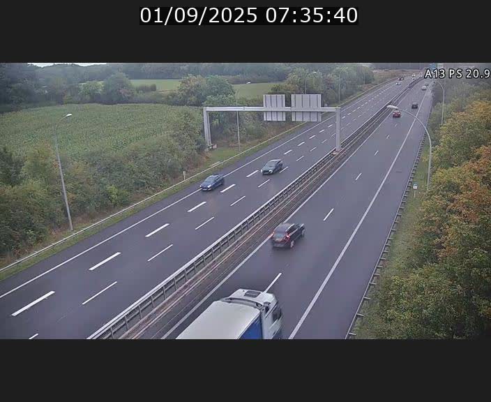 <h2>Traffic live webcam Luxembourg Croix de Bettembourg, rond-point d'Hellange - A13 direction Allemagne - BK 20.9</h2>