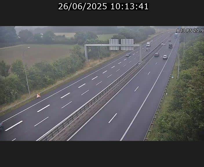 <h2>Traffic live webcam Luxembourg Croix de Bettembourg, rond-point d'Hellange - A13 direction Allemagne - BK 20.9</h2>