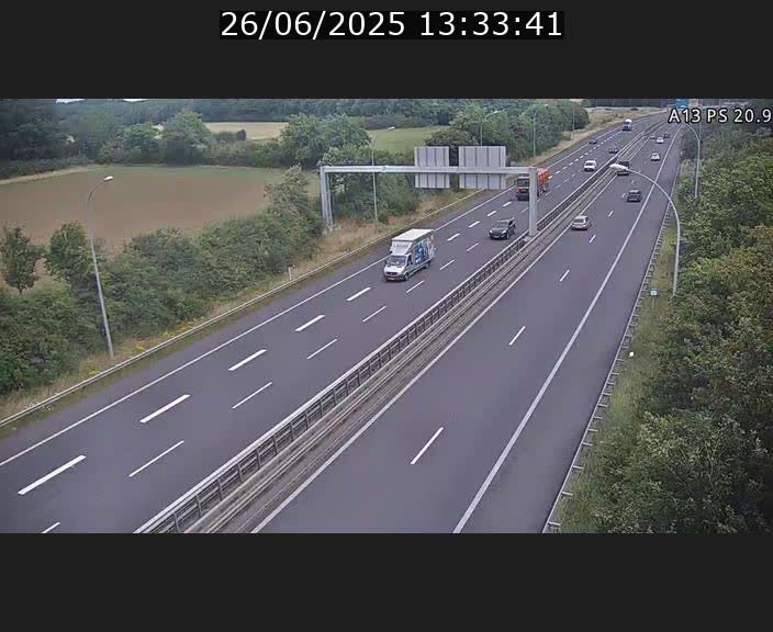 <h2>Traffic live webcam Luxembourg Croix de Bettembourg, rond-point d'Hellange - A13 direction Allemagne - BK 20.9</h2>