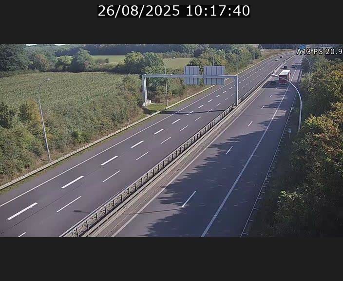 <h2>Traffic live webcam Luxembourg Croix de Bettembourg, rond-point d'Hellange - A13 direction Allemagne - BK 20.9</h2>