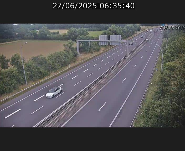 <h2>Traffic live webcam Luxembourg Croix de Bettembourg, rond-point d'Hellange - A13 direction Allemagne - BK 20.9</h2>