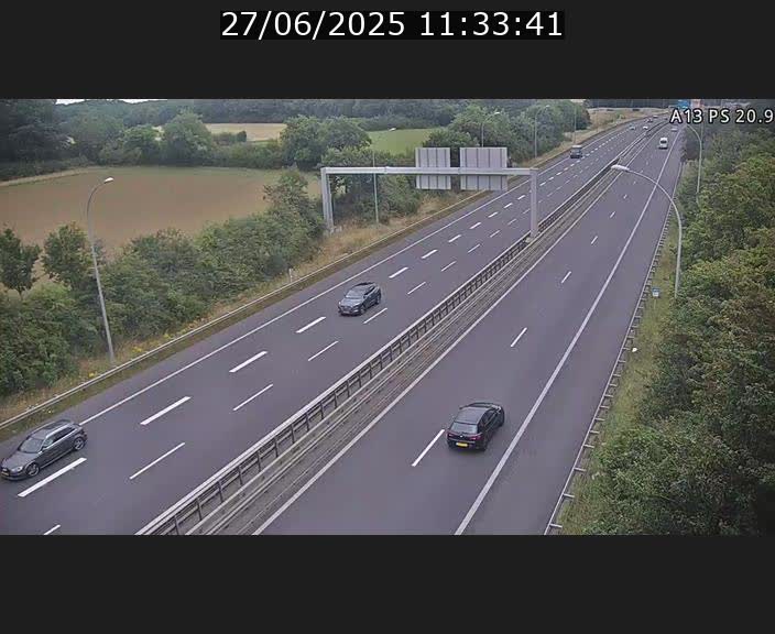 <h2>Traffic live webcam Luxembourg Croix de Bettembourg, rond-point d'Hellange - A13 direction Allemagne - BK 20.9</h2>