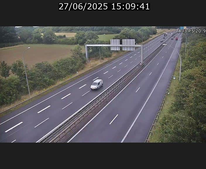 <h2>Traffic live webcam Luxembourg Croix de Bettembourg, rond-point d'Hellange - A13 direction Allemagne - BK 20.9</h2>