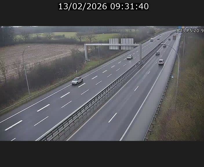 <h2>Traffic live webcam Luxembourg Croix de Bettembourg, rond-point d'Hellange - A13 direction Allemagne - BK 20.9</h2>