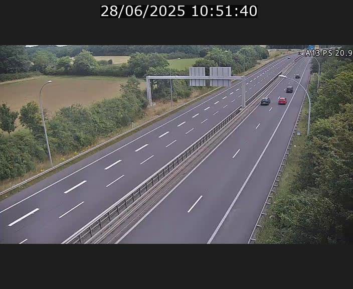 <h2>Traffic live webcam Luxembourg Croix de Bettembourg, rond-point d'Hellange - A13 direction Allemagne - BK 20.9</h2>