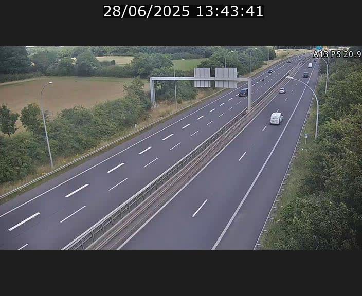 <h2>Traffic live webcam Luxembourg Croix de Bettembourg, rond-point d'Hellange - A13 direction Allemagne - BK 20.9</h2>