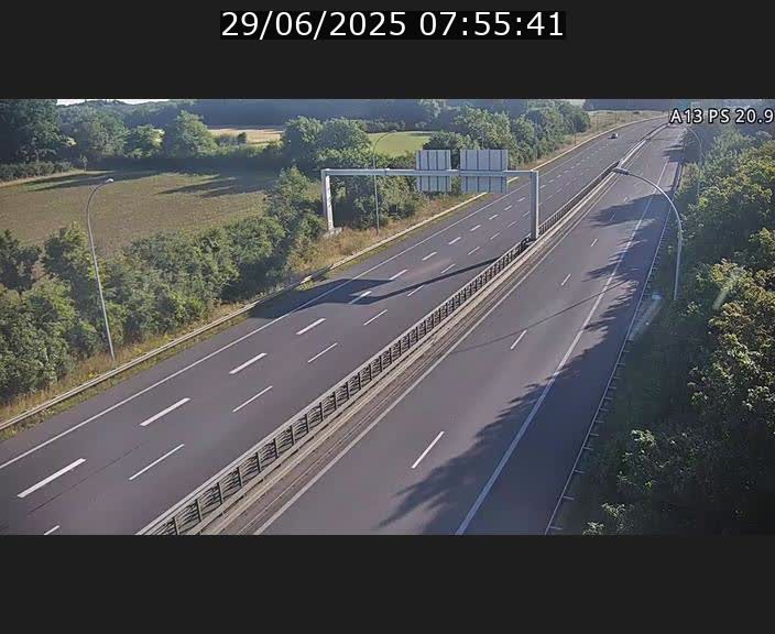 <h2>Traffic live webcam Luxembourg Croix de Bettembourg, rond-point d'Hellange - A13 direction Allemagne - BK 20.9</h2>