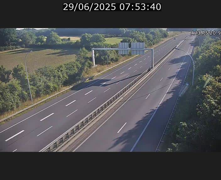 <h2>Traffic live webcam Luxembourg Croix de Bettembourg, rond-point d'Hellange - A13 direction Allemagne - BK 20.9</h2>