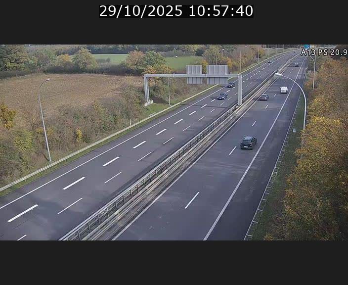 <h2>Traffic live webcam Luxembourg Croix de Bettembourg, rond-point d'Hellange - A13 direction Allemagne - BK 20.9</h2>