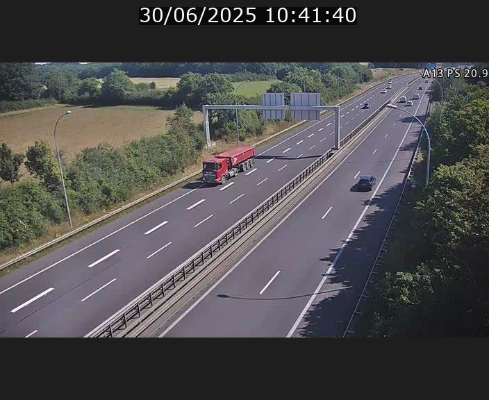 <h2>Traffic live webcam Luxembourg Croix de Bettembourg, rond-point d'Hellange - A13 direction Allemagne - BK 20.9</h2>