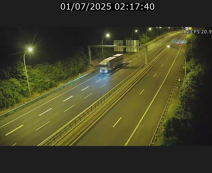 <h2>Traffic live webcam Luxembourg Croix de Bettembourg, rond-point d'Hellange - A13 direction Allemagne - BK 20.9</h2>