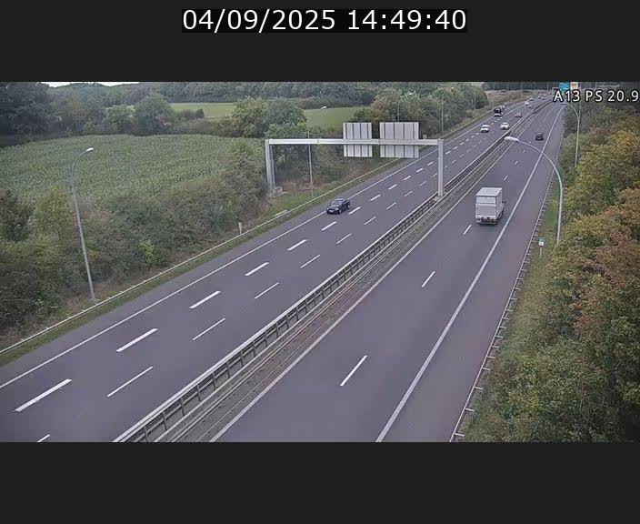 <h2>Traffic live webcam Luxembourg Croix de Bettembourg, rond-point d'Hellange - A13 direction Allemagne - BK 20.9</h2>