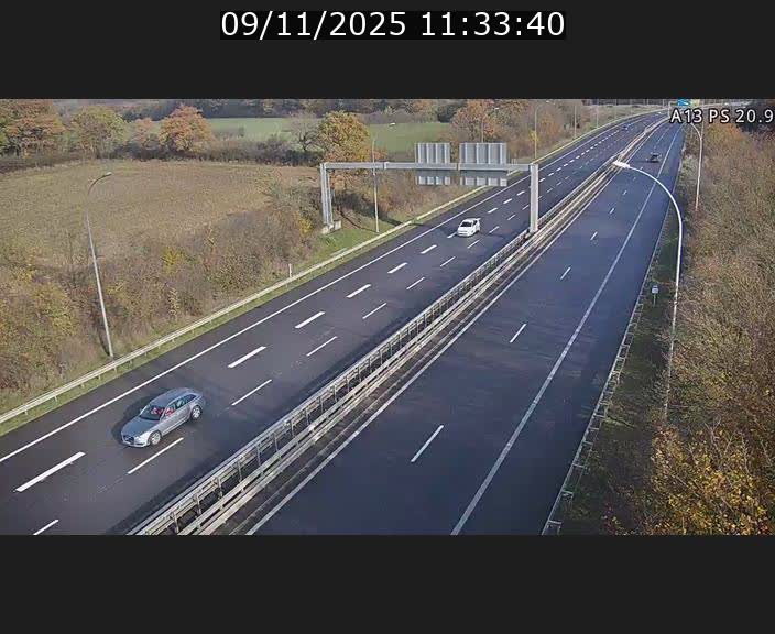 <h2>Traffic live webcam Luxembourg Croix de Bettembourg, rond-point d'Hellange - A13 direction Allemagne - BK 20.9</h2>