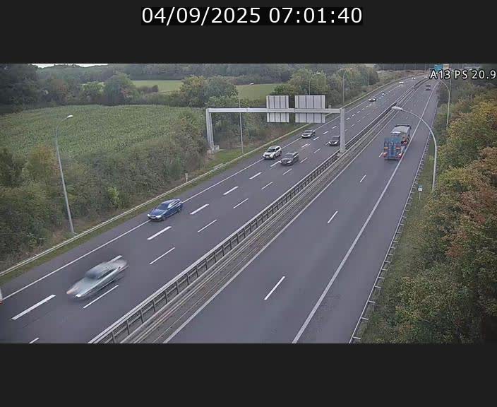 <h2>Traffic live webcam Luxembourg Croix de Bettembourg, rond-point d'Hellange - A13 direction Allemagne - BK 20.9</h2>