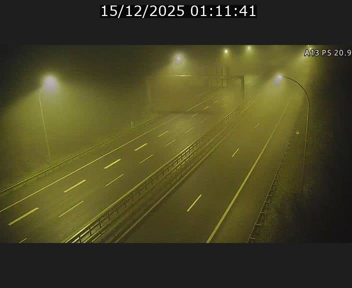 <h2>Traffic live webcam Luxembourg Croix de Bettembourg, rond-point d'Hellange - A13 direction Allemagne - BK 20.9</h2>